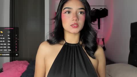 Snapshot of iamjulietaa chatting on February 7, 1:47 am    online show from February 7, 1:47 am