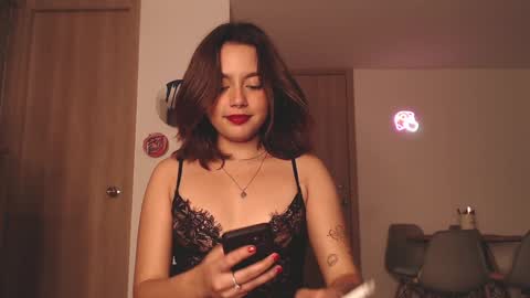 Snapshot of iamjulietaaa chatting on December 31, 5:00 am Julieta online show from December 31, 5:00 am