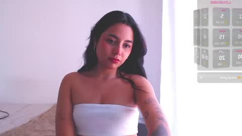 Snapshot of iamjulietaaa chatting on May 14, 1:40 pm Julieta online show from May 14, 1:40 pm