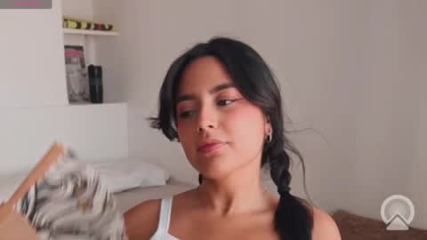 Snapshot of iamjulietaaa chatting on May 24, 5:07 pm Julieta online show from May 24, 5:07 pm