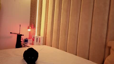 Nyxy online show from April 4, 11:29 am