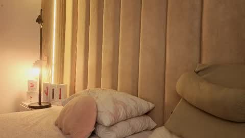 Nyxy online show from April 17, 11:35 am