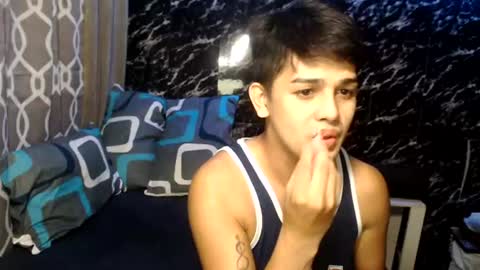 Snapshot of iampinoy1996 chatting on July 19, 1:37 pm ben online show from July 19, 1:37 pm