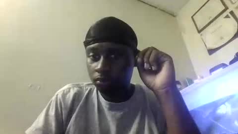 iamryan995442 online show from March 10, 10:48 pm