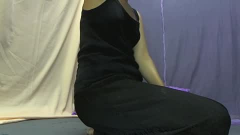 Snapshot of iamyourzzz_ chatting on February 25, 2:25 am Kiara online show from February 25, 2:25 am