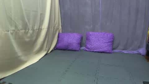 Snapshot of iamyourzzz_ chatting on September 15, 1:16 am Kiara online show from September 15, 1:16 am