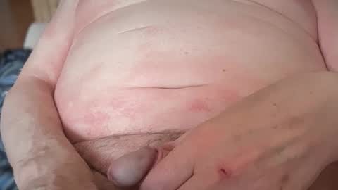 Snapshot of ian53a chatting on May 21, 12:23 pm ian53a - mature UK man for same online show from May 21, 12:23 pm