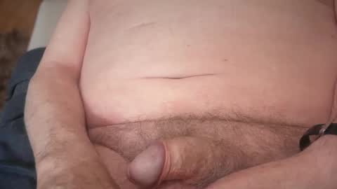 Snapshot of ian53a chatting on June 15, 9:00 am ian53a - mature UK man for same online show from June 15, 9:00 am