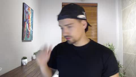 Ian Davis online show from January 29, 12:02 pm