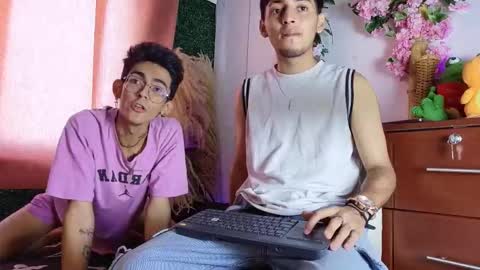 IAN HUNTER online show from February 20, 1:00 pm