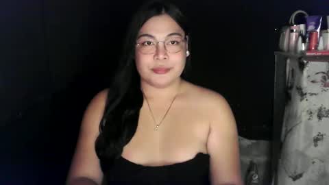 iana online show from May 9, 11:37 am
