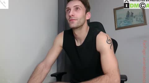 Snapshot of ianandersson27 chatting on November 23, 8:19 pm Ian Andersson online show from November 23, 8:19 pm