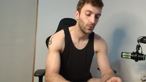 Snapshot of ianandersson27 chatting on March 26, 9:09 pm Ian Andersson online show from March 26, 9:09 pm