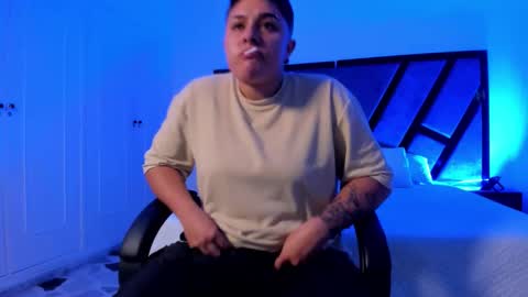 ian online show from November 28, 10:23 pm