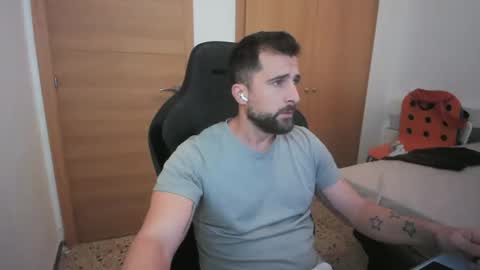 iberian_macho online show from October 10, 7:18 am