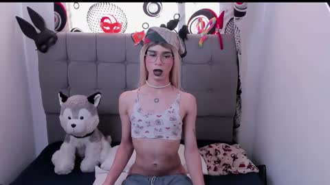 Camila online show from September 15, 9:26 pm