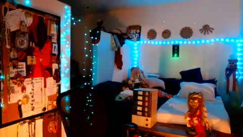 Snapshot of ibpms247 chatting on October 5, 8:45 am PMS online show from October 5, 8:45 am