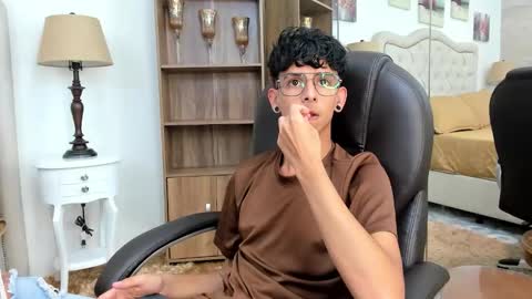 ibratxandy online show from March 5, 4:25 pm