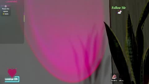 Snapshot of ice_princess__ chatting on October 9, 12:14 pm Crystall online show from October 9, 12:14 pm