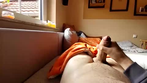 ichbinnotgeil00719971 online show from October 19, 12:28 pm