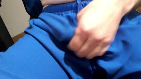 icky_thumps online show from May 2, 9:36 am