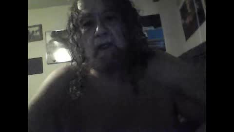 icu2try2xs2 online show from February 14, 4:04 pm