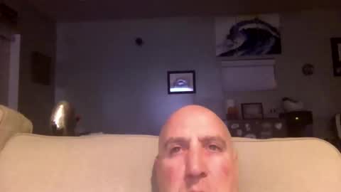 icumming online show from May 2, 2:27 am