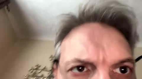 Snapshot of icums4u chatting on December 9, 1:45 pm icums4u online show from December 9, 1:45 pm