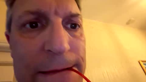 Snapshot of icums4u chatting on September 24, 1:36 pm icums4u online show from September 24, 1:36 pm