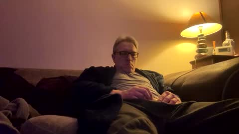 Snapshot of icums4u chatting on March 29, 10:10 pm icums4u online show from March 29, 10:10 pm