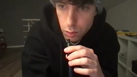 Snapshot of icyninesix chatting on December 16, 5:11 pm icyninesix online show from December 16, 5:11 pm