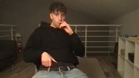 Snapshot of icyninesix chatting on December 21, 5:29 pm icyninesix online show from December 21, 5:29 pm