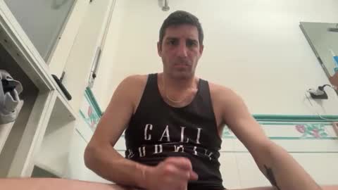 Snapshot of ideebizzarre90 chatting on January 14, 11:31 pm ideebizzarre online show from January 14, 11:31 pm