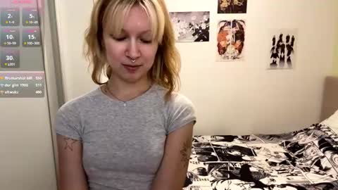 Snapshot of idellwold chatting on June 27, 7:19 pm Sarah online show from June 27, 7:19 pm