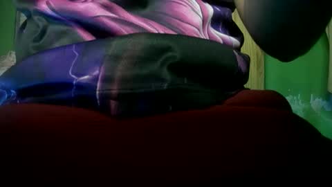 Nicolas online show from April 5, 1:14 am