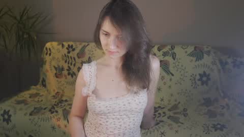 Snapshot of ifyouleave chatting on January 9, 5:00 pm Belle online show from January 9, 5:00 pm