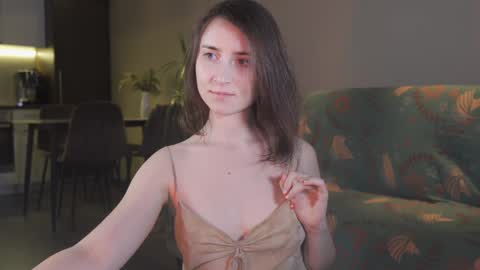 Snapshot of ifyouleave chatting on February 7, 5:07 pm Belle online show from February 7, 5:07 pm