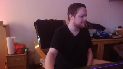 Snapshot of igaveyoupower chatting on March 2, 8:10 am igaveyoupower online show from March 2, 8:10 am