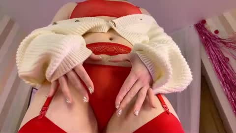 Emmy  help me reach 100 thumbs up online show from February 14, 7:10 pm