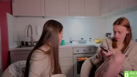 Julia and Mira online show from January 16, 10:30 am