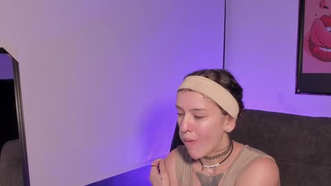 Snapshot of iiam_valentinaa chatting on December 16, 12:06 pm online show from December 16, 12:06 pm