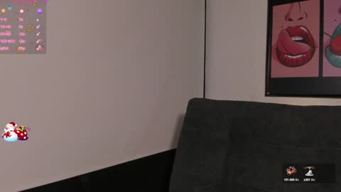 Snapshot of iiam_valentinaa chatting on December 30, 11:59 am online show from December 30, 11:59 am