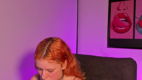 Snapshot of iiam_valentinaa chatting on February 4, 12:11 pm online show from February 4, 12:11 pm