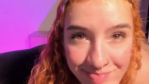 Snapshot of iiam_valentinaa chatting on March 3, 3:09 pm online show from March 3, 3:09 pm