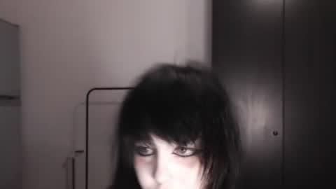 Snapshot of iiiiiiis chatting on July 17, 1:12 am iiiiiiis online show from July 17, 1:12 am