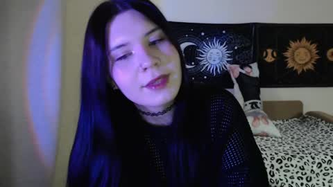 Vella online show from April 15, 11:28 am