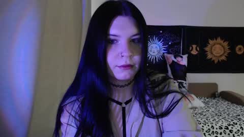 Snapshot of iintimate_flesh chatting on April 25, 10:51 am Vella online show from April 25, 10:51 am