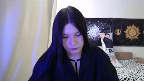 Snapshot of iintimate_flesh chatting on April 27, 10:35 am Vella online show from April 27, 10:35 am
