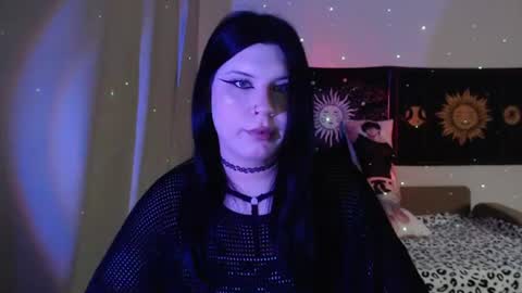 Snapshot of iintimate_flesh chatting on June 19, 7:28 pm Vella online show from June 19, 7:28 pm