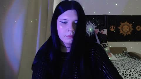 Snapshot of iintimate_flesh chatting on June 22, 6:05 pm Vella online show from June 22, 6:05 pm